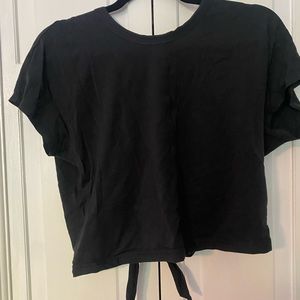 Open back lululemon top!